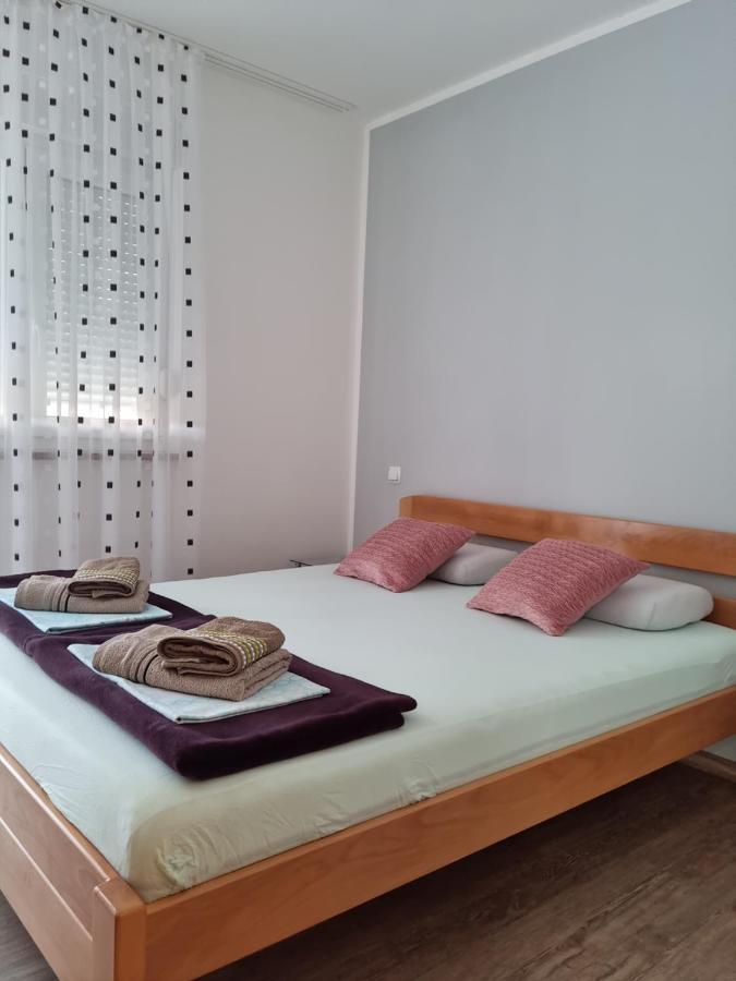Appartments D&D بيروغ المظهر الخارجي الصورة