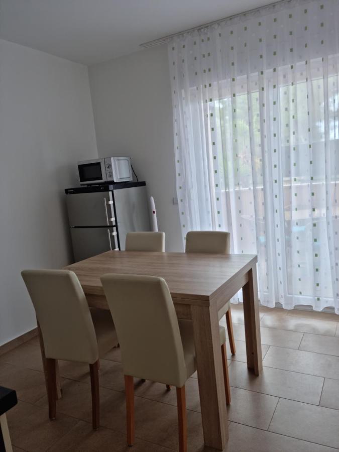 Appartments D&D بيروغ المظهر الخارجي الصورة