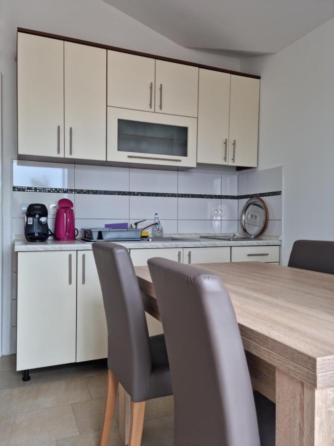 Appartments D&D بيروغ المظهر الخارجي الصورة