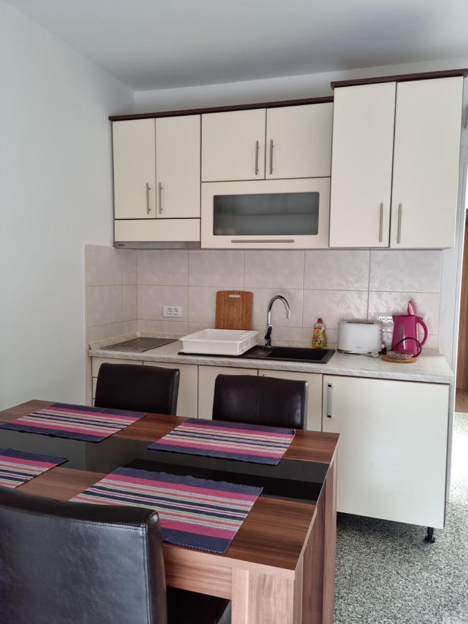 Appartments D&D بيروغ المظهر الخارجي الصورة